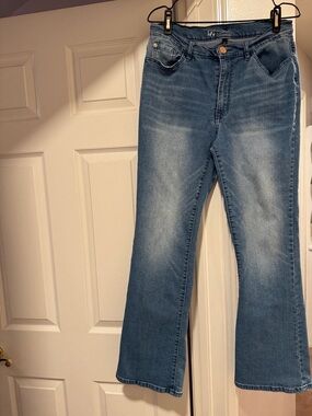 DG2 by Diane Gilman Light Blue Mid-Rise Flare Jeans
